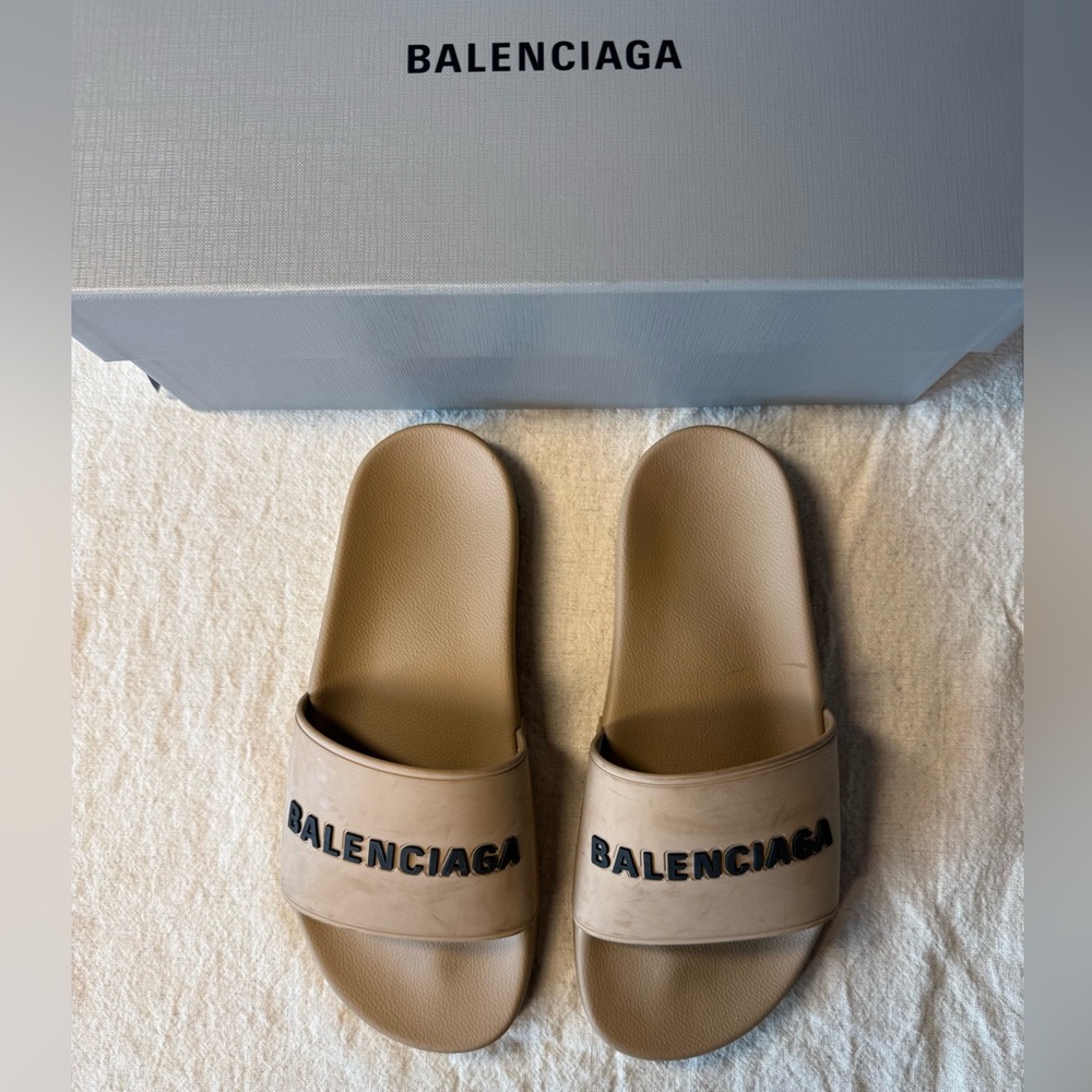 Balenciaga Beige Rubber Pool Slides